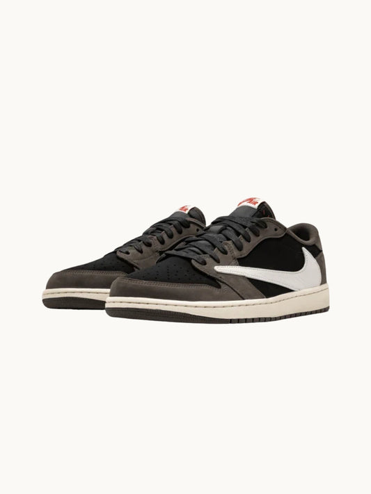 MOCHA SNEAKERS