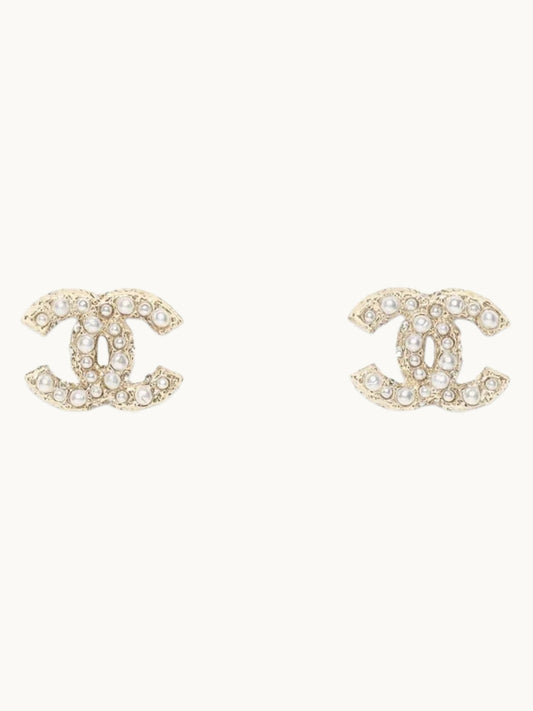 STATEMENT EARRINGS