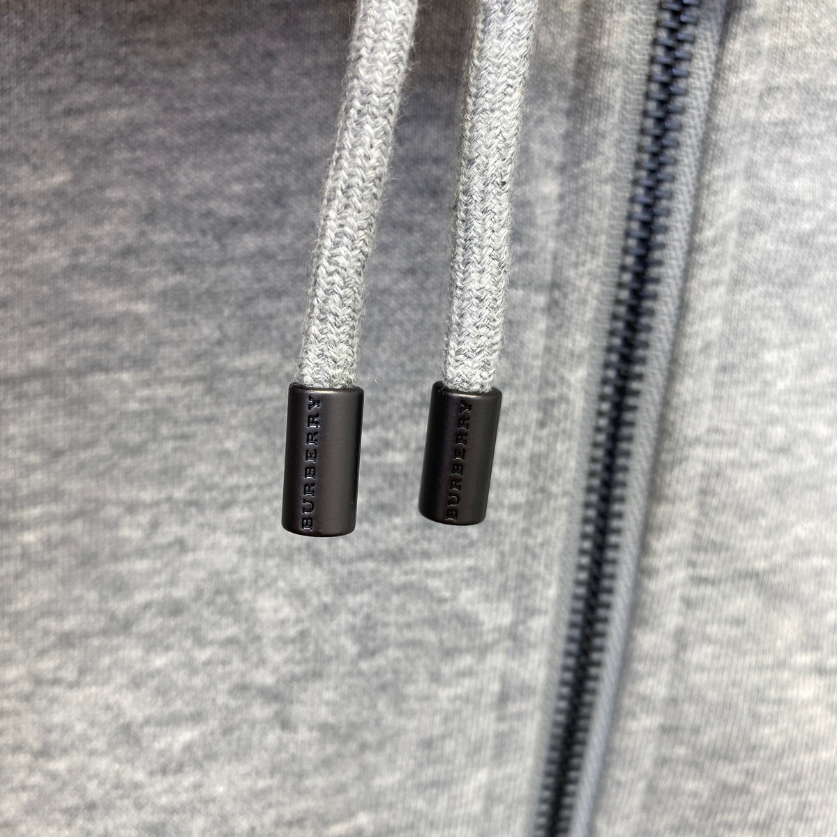 Gilet à capuche BB